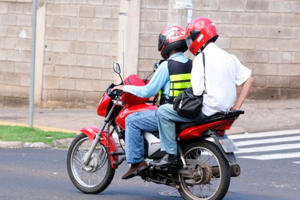 Prefeitura de Uberlândia abre chamamento para mototaxistas e motofretistas